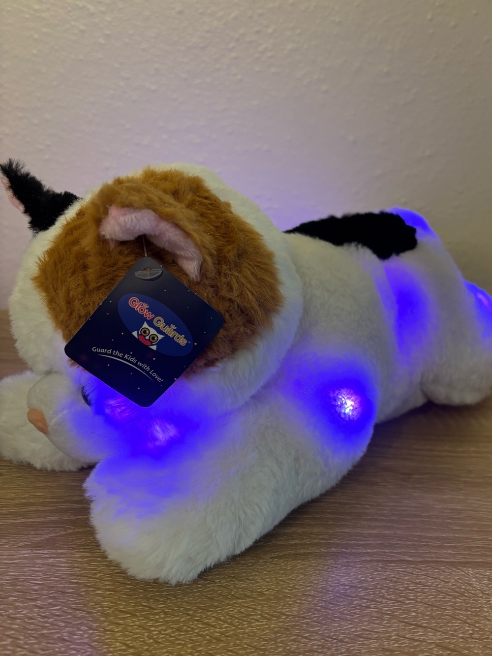 NWT Glow Guards Color Changing Stuffed Cat - Picture 3 of 9